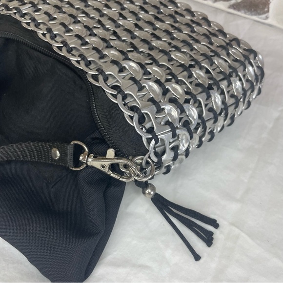 Cute Purse Made From Soda Tabs - Picture 7 of 9